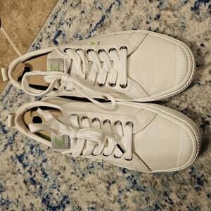 NWT Cariuma OCA Low Off-White Canvas Sneakers classic easy comfort